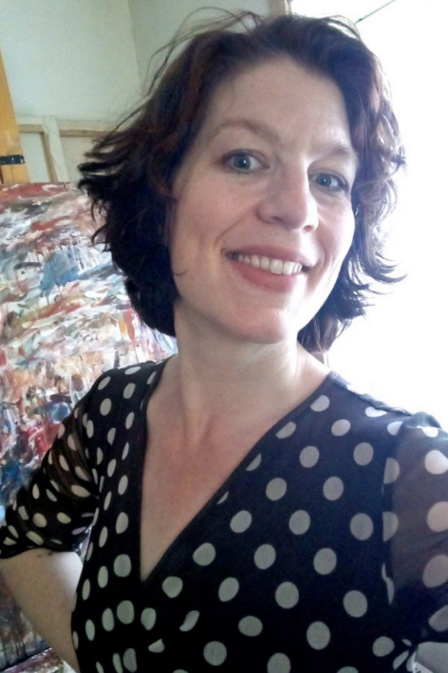 Portrait picture of Laumee Fries - Artist